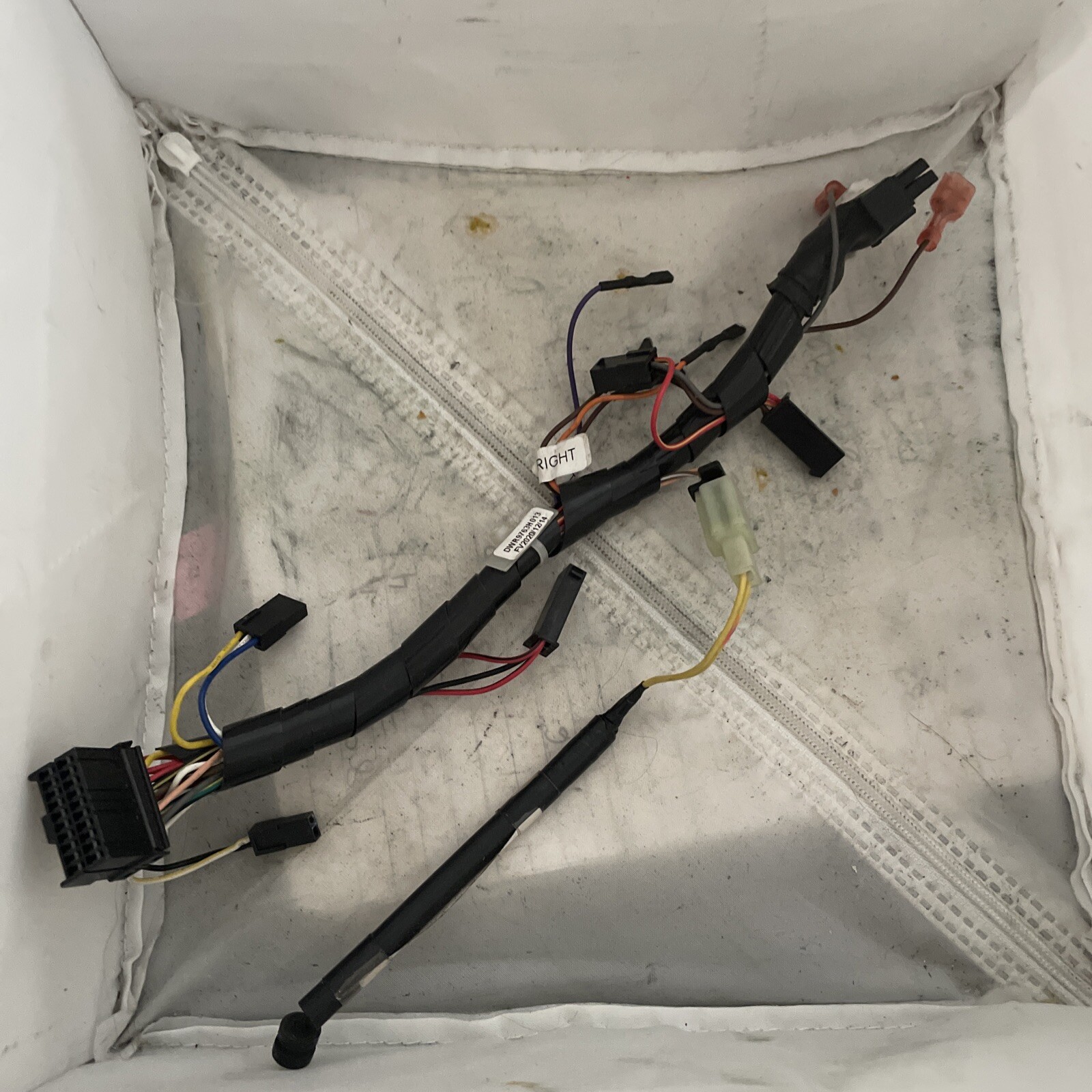 Cable Loom DWR9966H028 For Blinker Lights For A Pride Mobility Scooter CP06