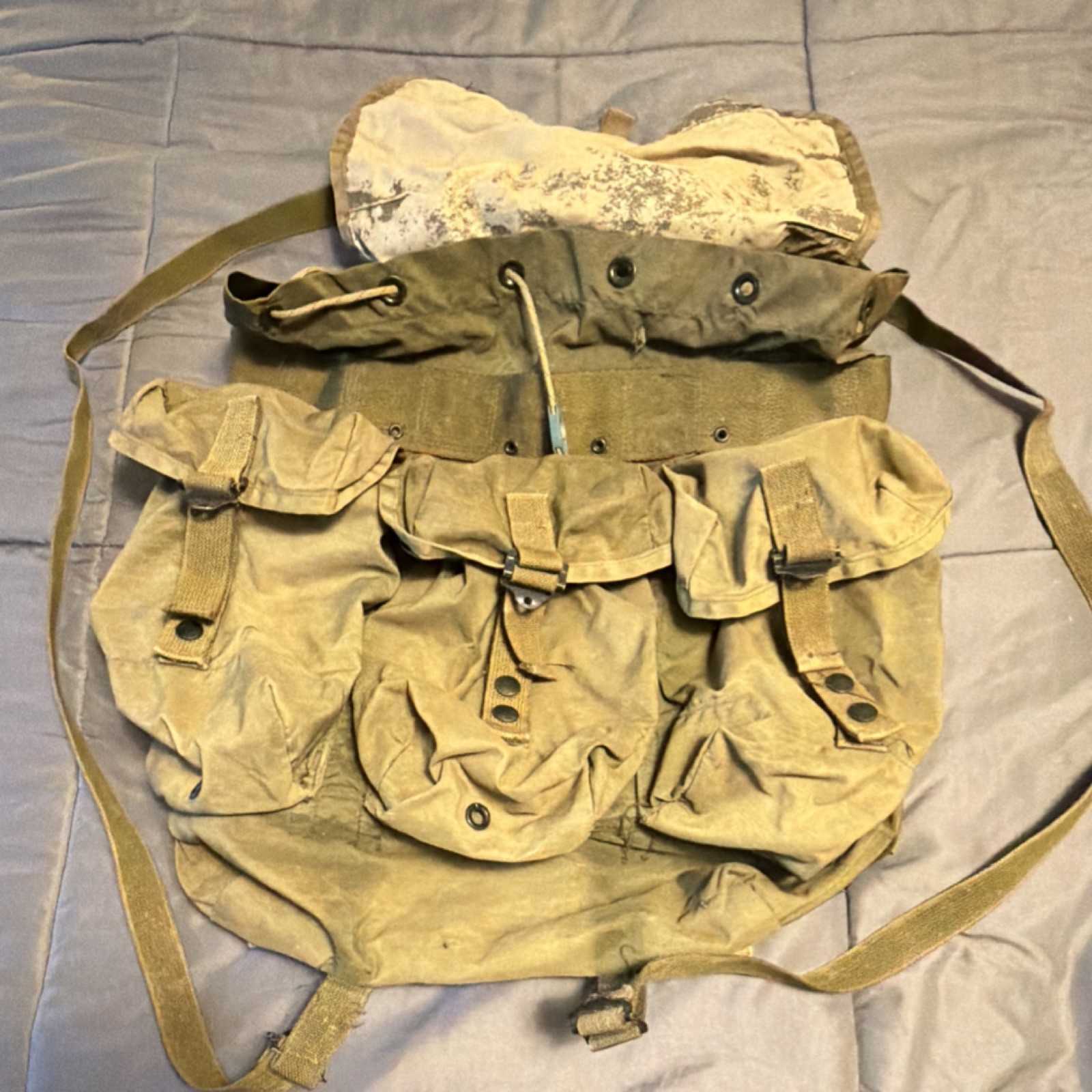 Vintage Vietnam Era Canvas US military ALICE Pack