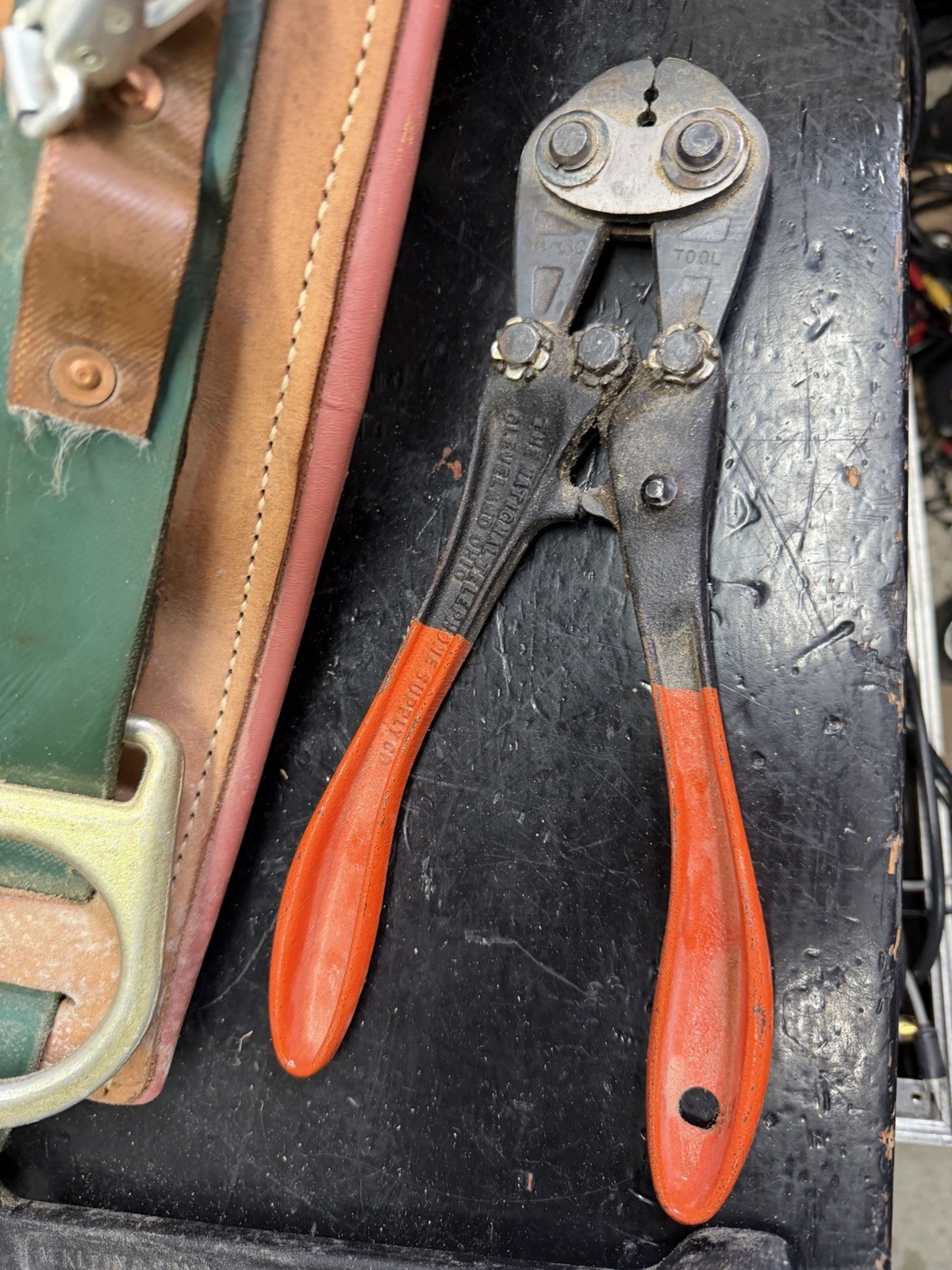 Buckingham Lot, Lineman Belt And Climbing Set With Extra Tools Bundle With Case