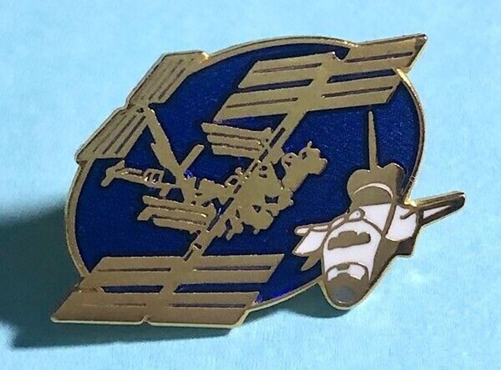 Space Shuttle docking with the ISS Space Station, Space Travel pin