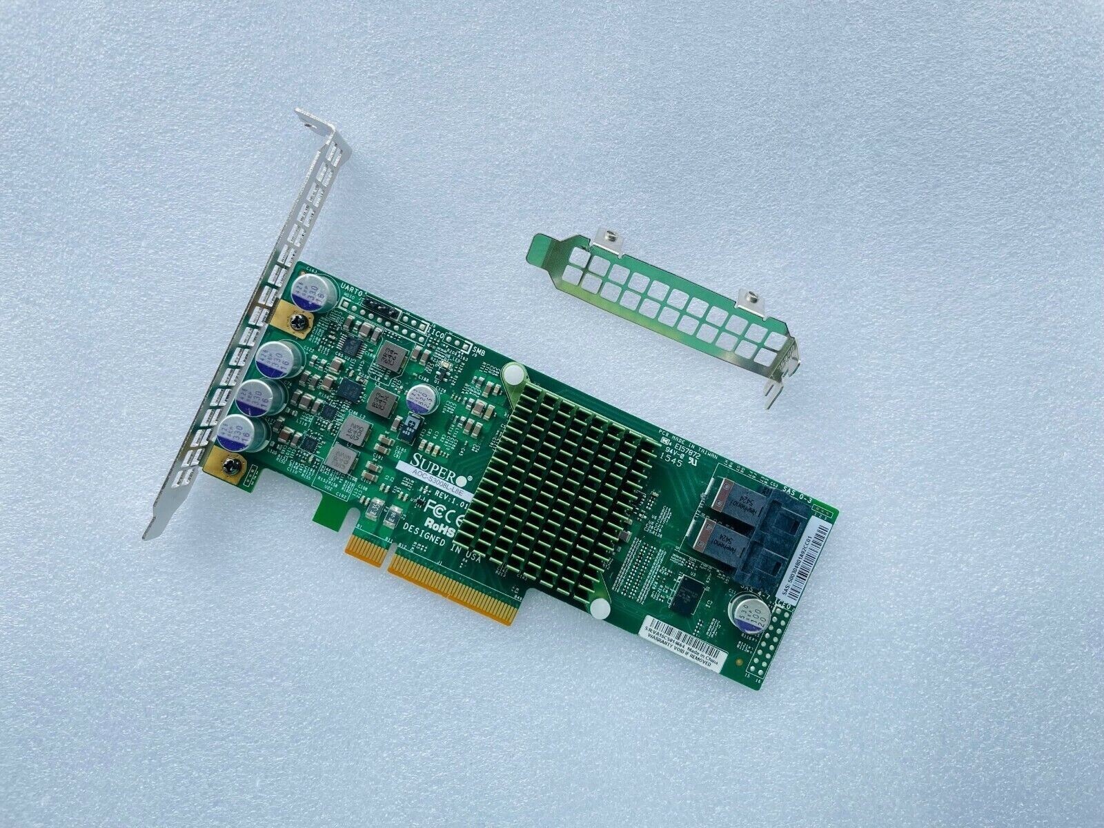 Supermicro 9300-8I SAS3008 12Gbps SAS-3 HBA IT mode ZFS FreeNAS unRAID