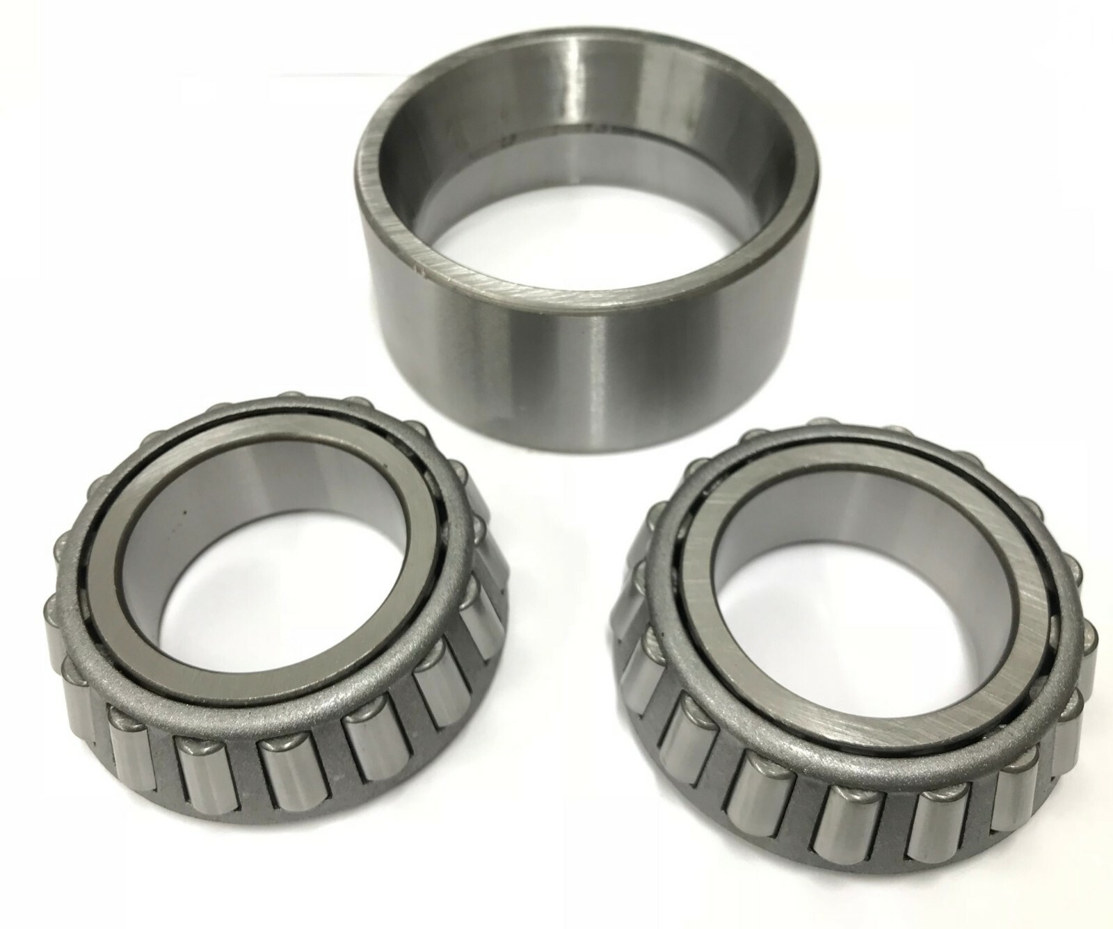 NEW 1928-32 Ford Car & P/up differential carrier bearings & race  A-4616-SET