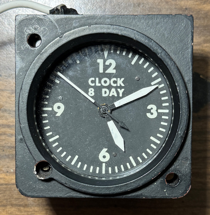 AEROSONIC MSR-Z93 A-11 Aircraft Clock For Parts NON Functional