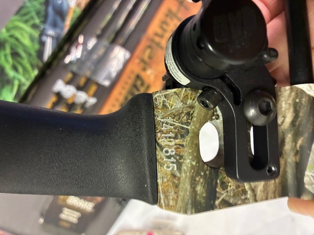 Mission by Mathews Riot Compound Bow