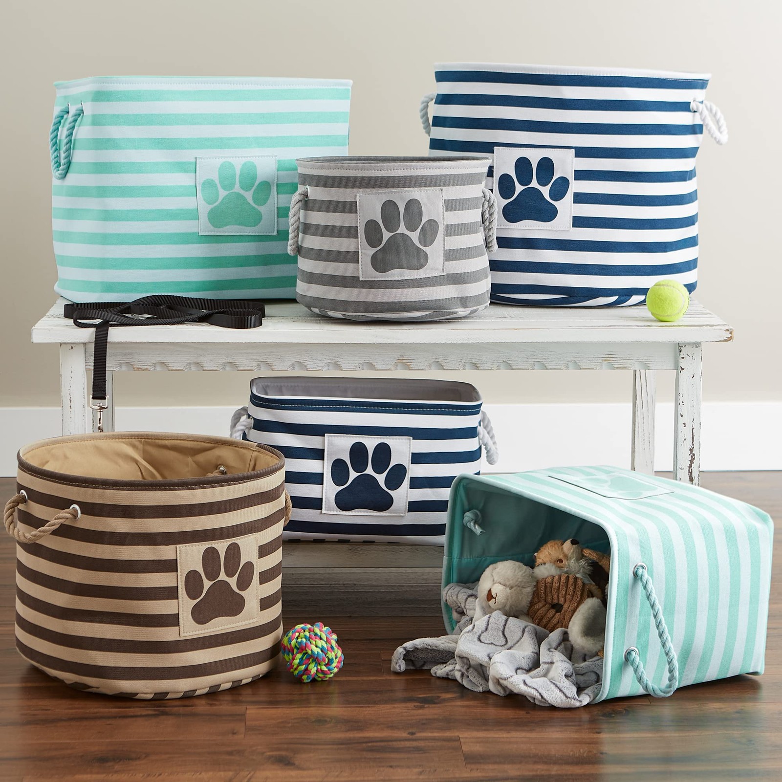 Pet Storage Collection Striped Paw Patch Bin Small Round Brown