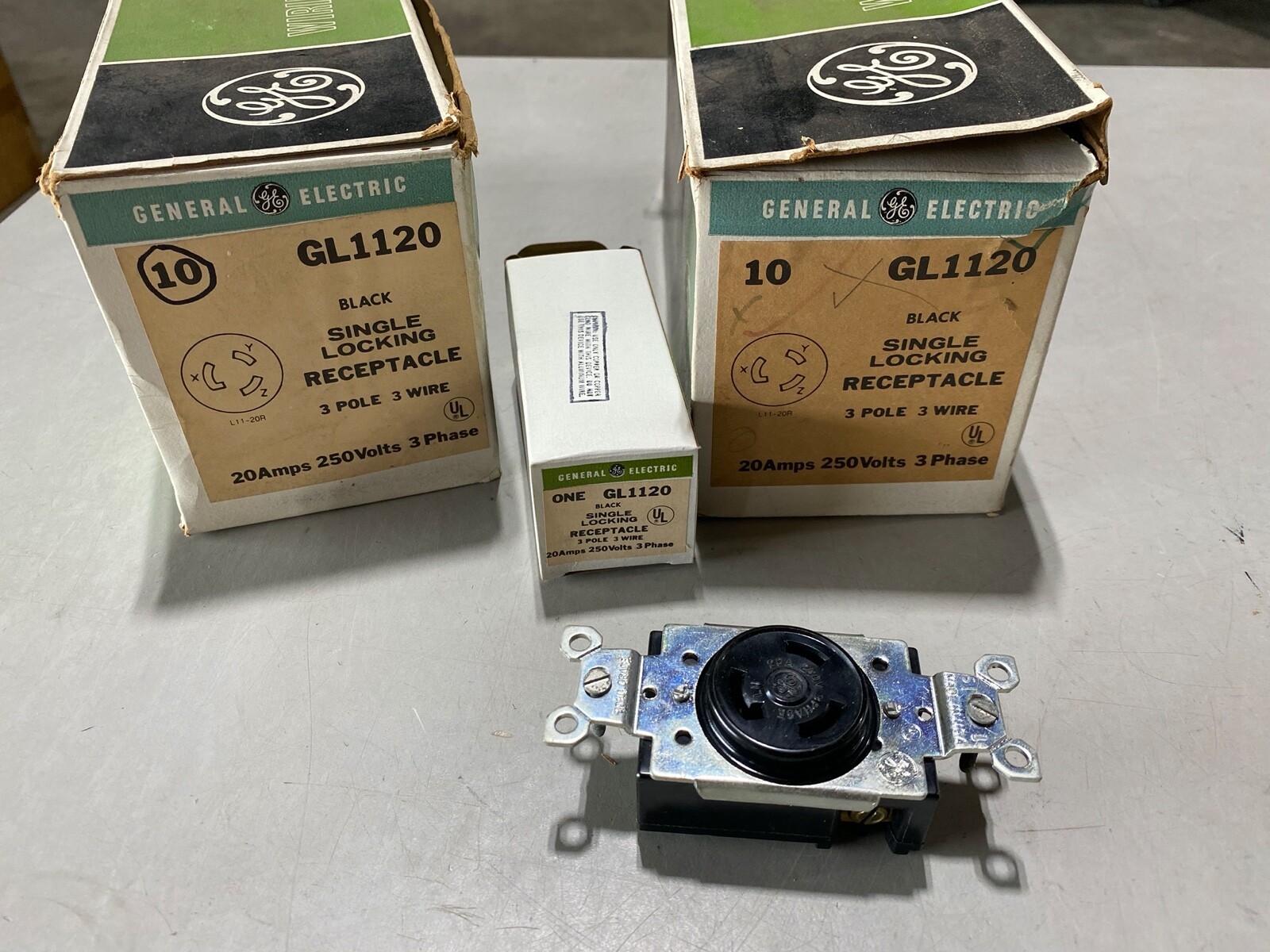 5x GE GL1120 Single Locking Receptacle 20A 250V 3-Pole 3-Wire, NOS
