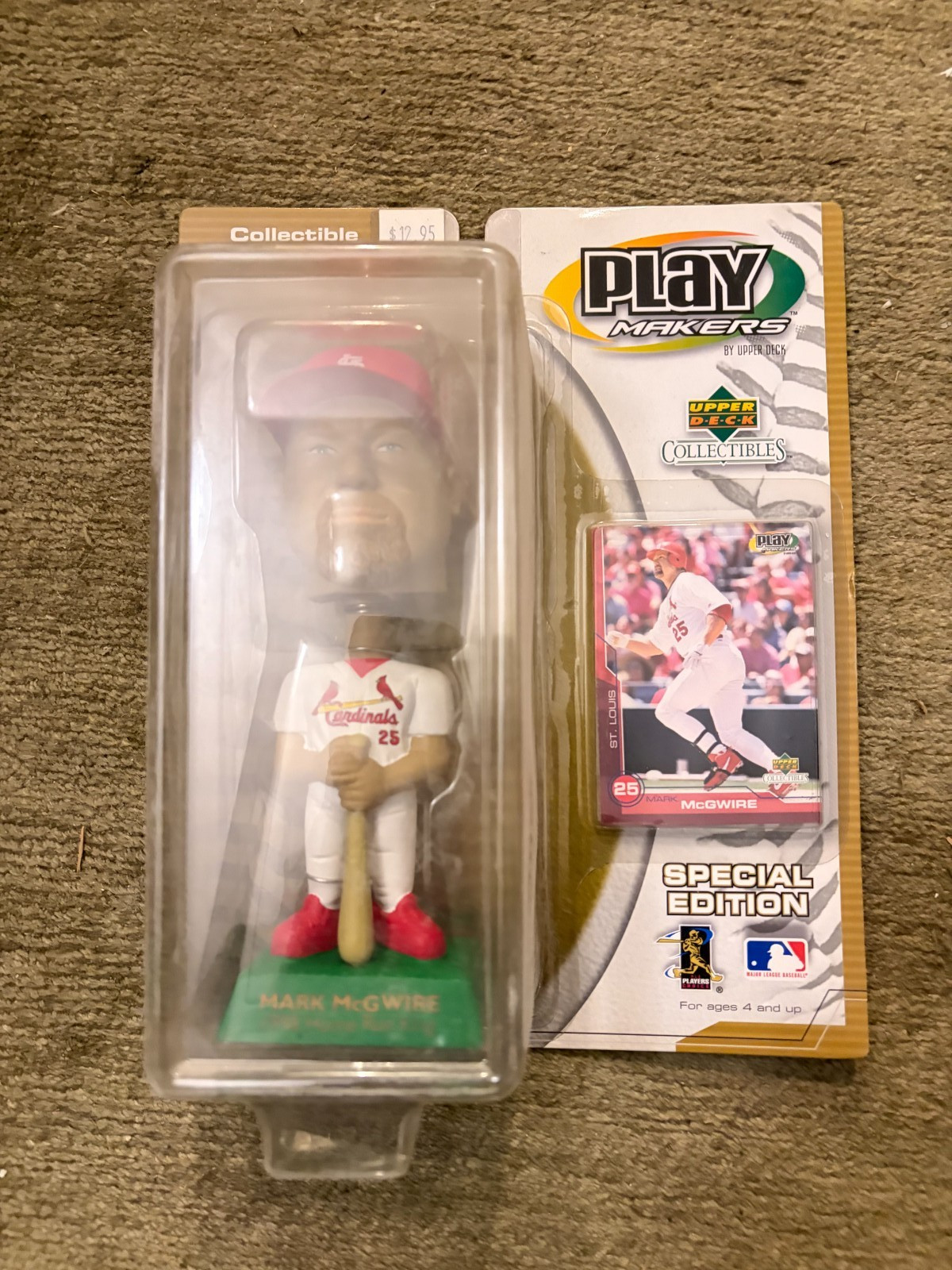 Mark McGwire 2001 Special Edition Play Makers Bobble Head With Card Upper Deck