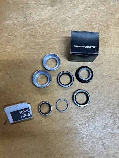 NOS Shimano 105 Threaded Headset HP-5501S