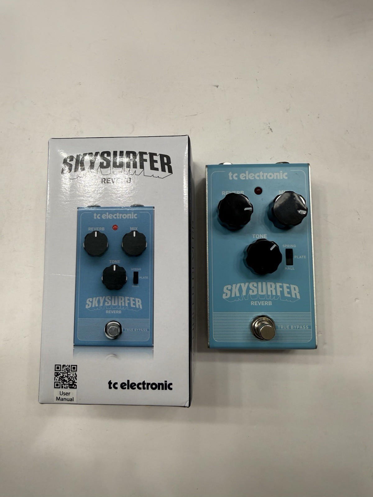TC Electronic Skysurfer Reverb True Bypass Sky Surfer Guitar Effect Pedal + Box