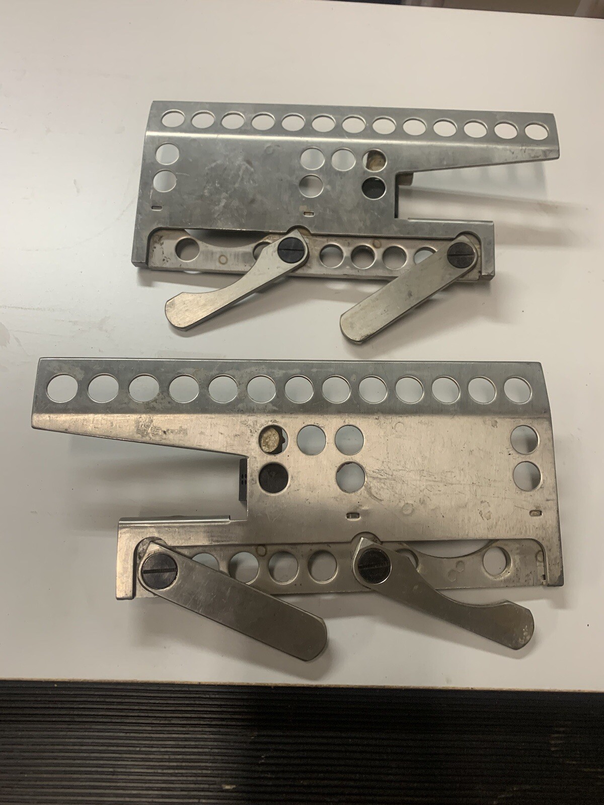 Heidelberg Speedmarster Delivery Side Joggers left side / right side