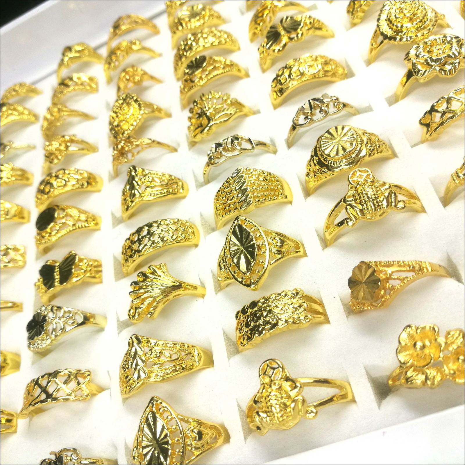 Wholesale Mixed 20-100pcs Women's Jewelry Gold Plated Alloy Lady's Fashion Rings
