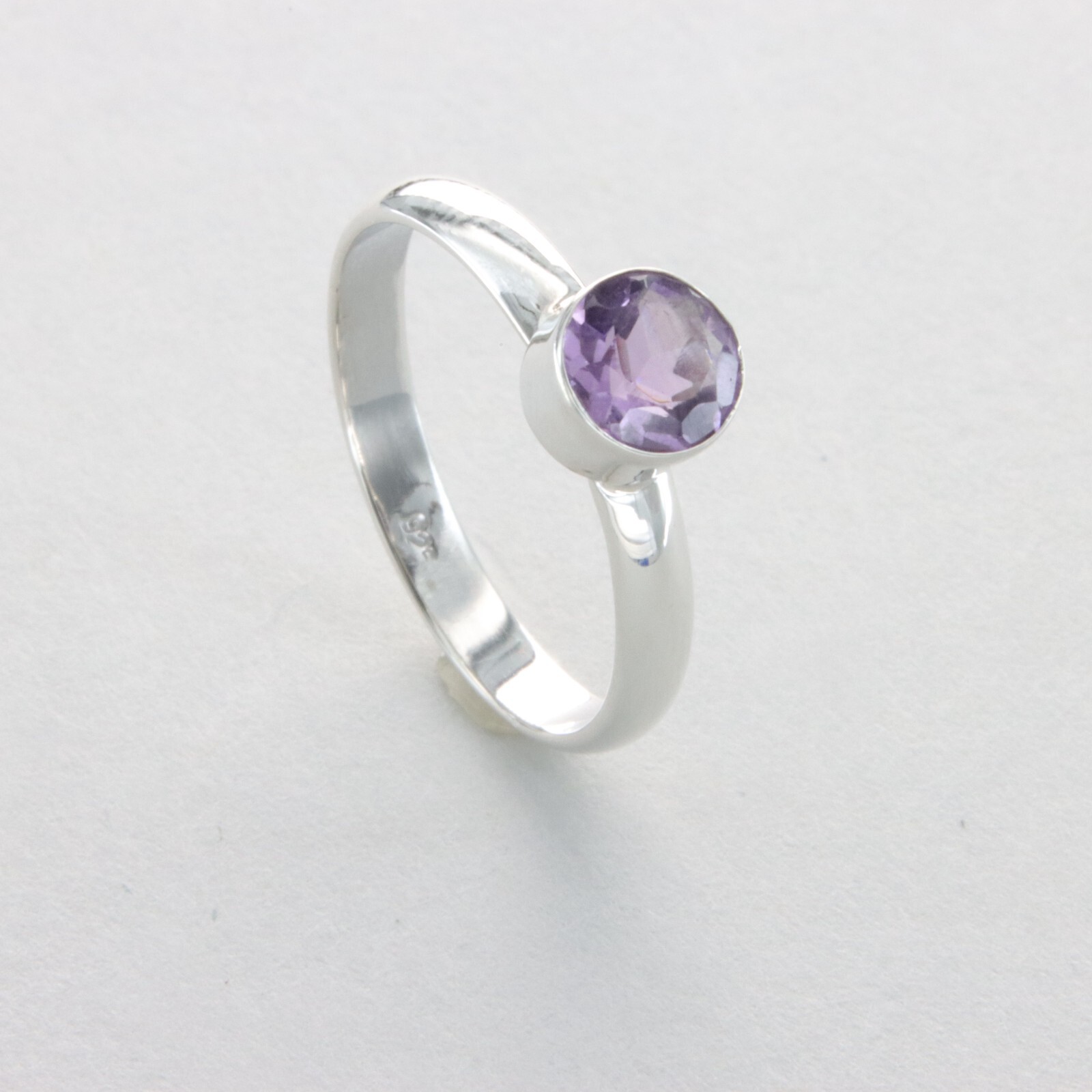 Natural and Round AMETHYST Ring - Multiple Sizes - 925 STERLING SILVER #21e