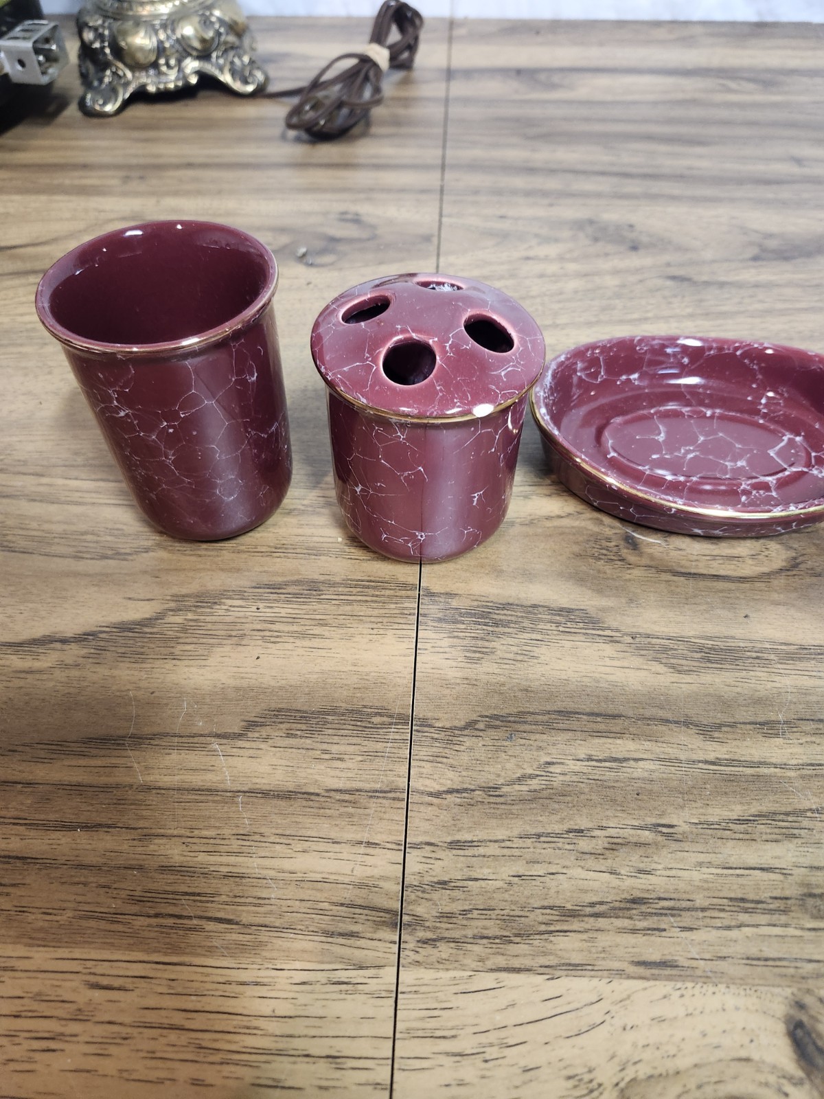 Burgandy And Gold Marble Look Bathroom Set Toothbrush Holder Cup Soap Dish