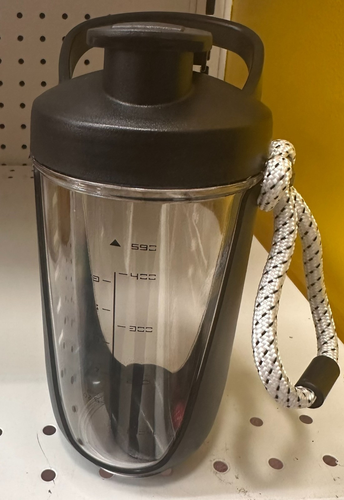 Resuable Water Bottle With Handle & Rope Strap, Flip-Top Lid,590ml - Black