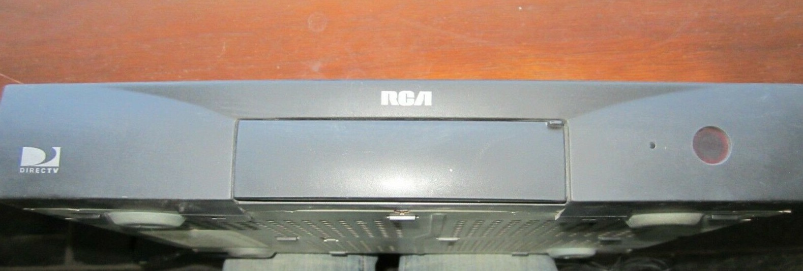 Directv Receiver model DRD223RD With universal remove