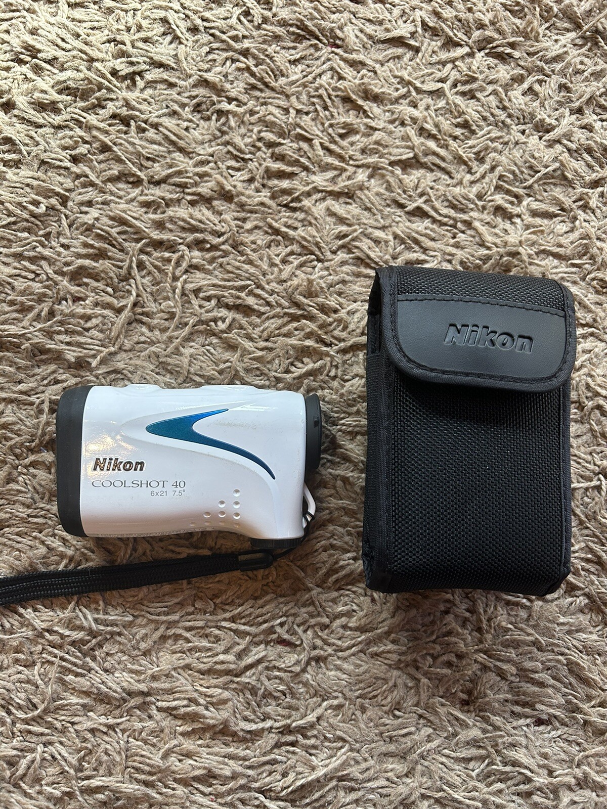 Nikon Coolshot 40 Rangefinder Golf