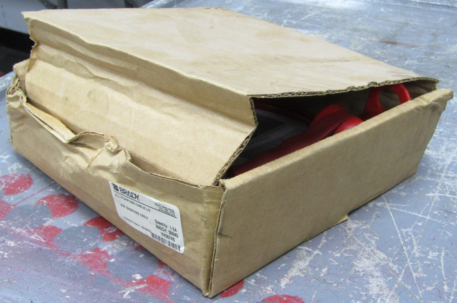 😏 NEW BRADY 6' GRIP-CLINCHING SHEATHED CABLE LOCKOUT 50943 / Y406745