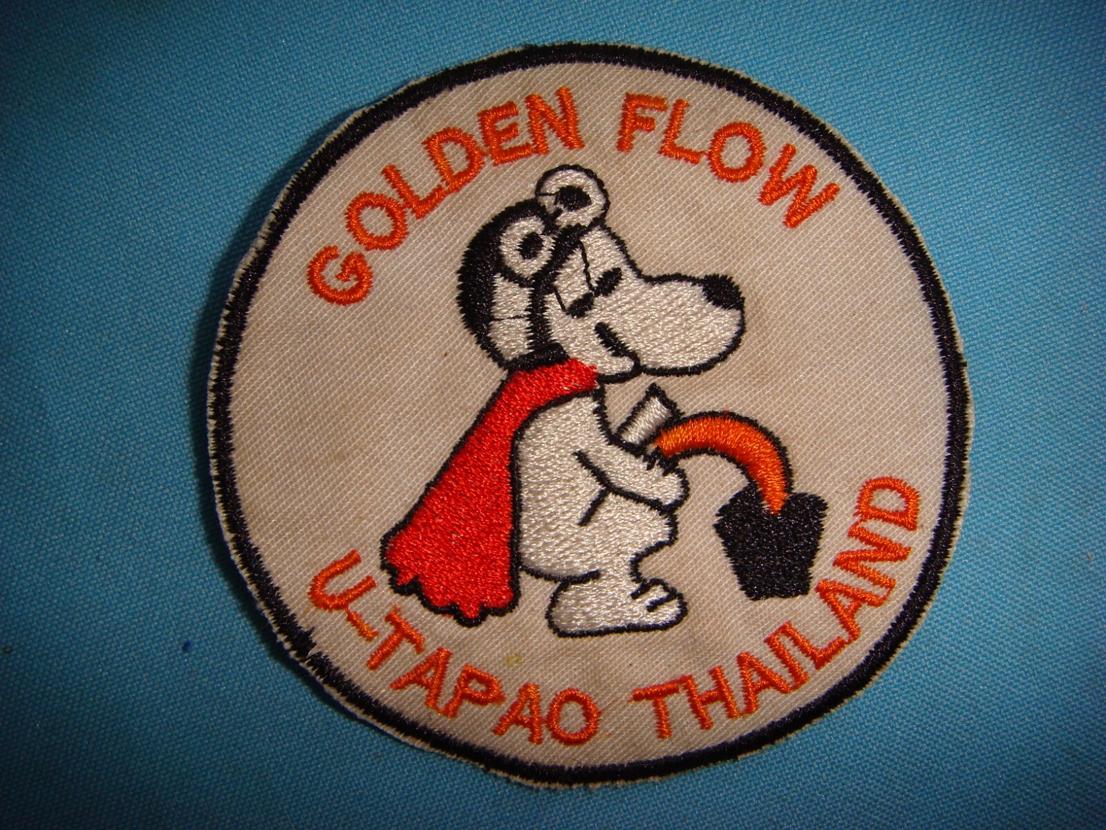 VIETNAM WAR PATCH  "SNOOPY DOG DOES GOLDEN FLOW" U-TAPAO THAILAND