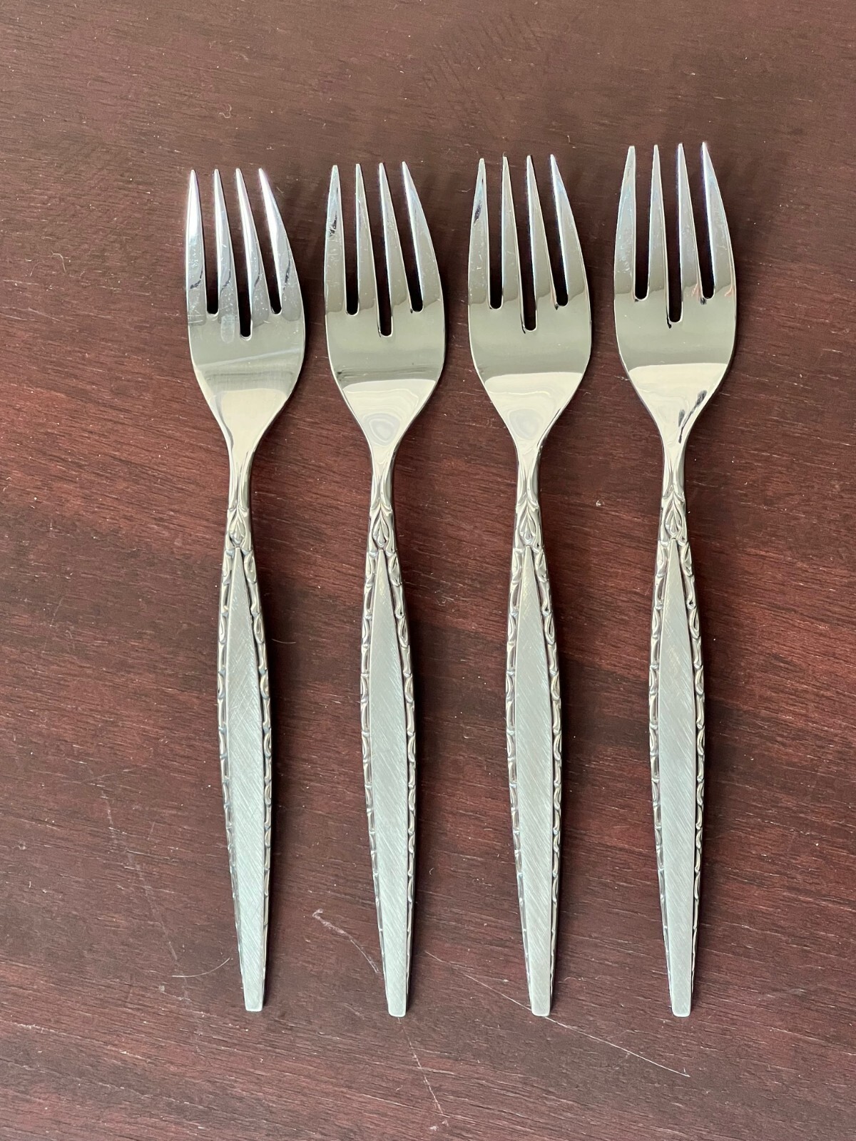 NOS Community Oneida Venetia Burnished Stainless Salad Forks Set/4 Flatware