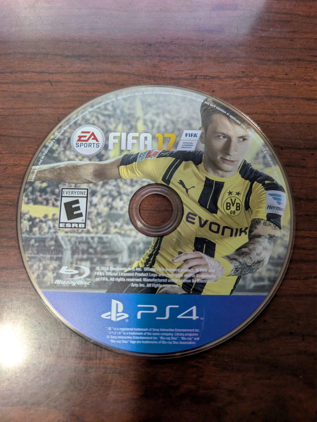 FIFA 17 (Sony PlayStation 4 PS4, 2016) NO TRACKING - DISC ONLY 7393