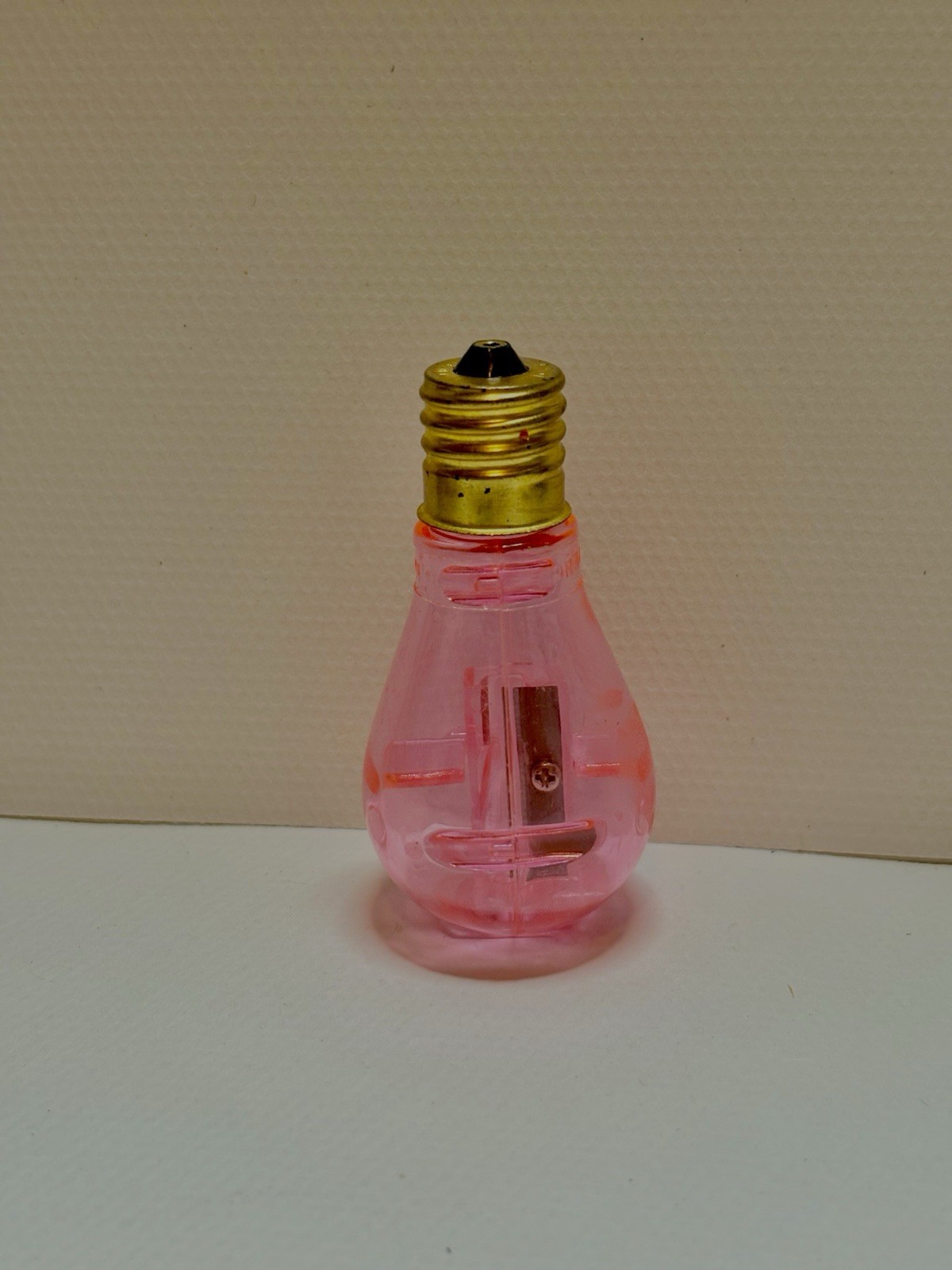 Vintage Pink Light Bulb Pencil Sharpener Novelty Plastic Retro School Supply