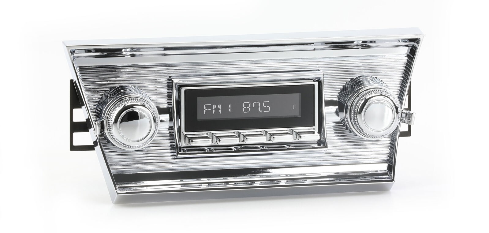 RetroRadio for 1966-67 Chevrolet Chevelle/El Camino/Malibu HC-M2-01113-03-73