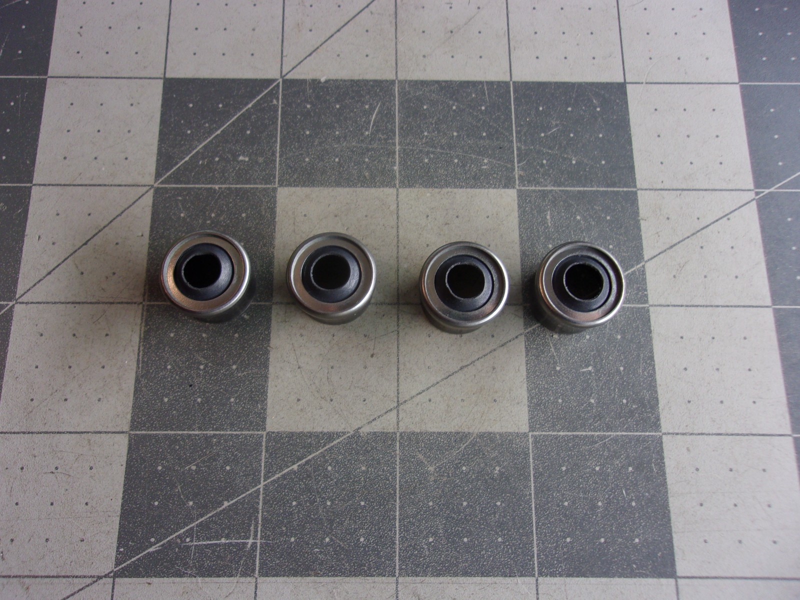 K-Line KL1428A (4) Valve Stem Seals 11/32 x .562 DD Valve