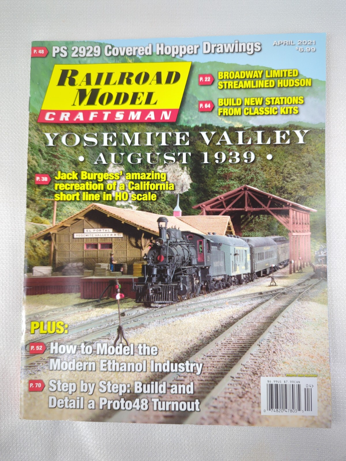 Railroad Model Craftsman Magazine Volume 90 Number 4 April 2021 (EC) (XD)