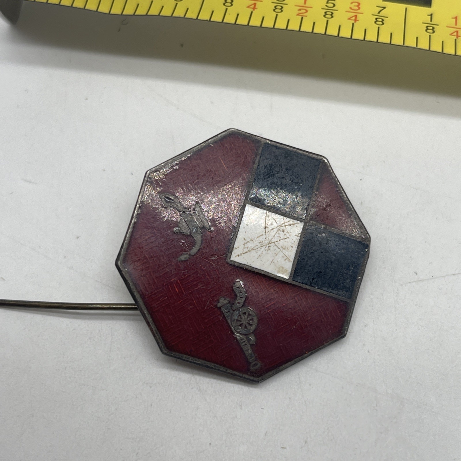 U.S. Military Field Artillery RTC Replacement Training Command DI DUI Pin Back