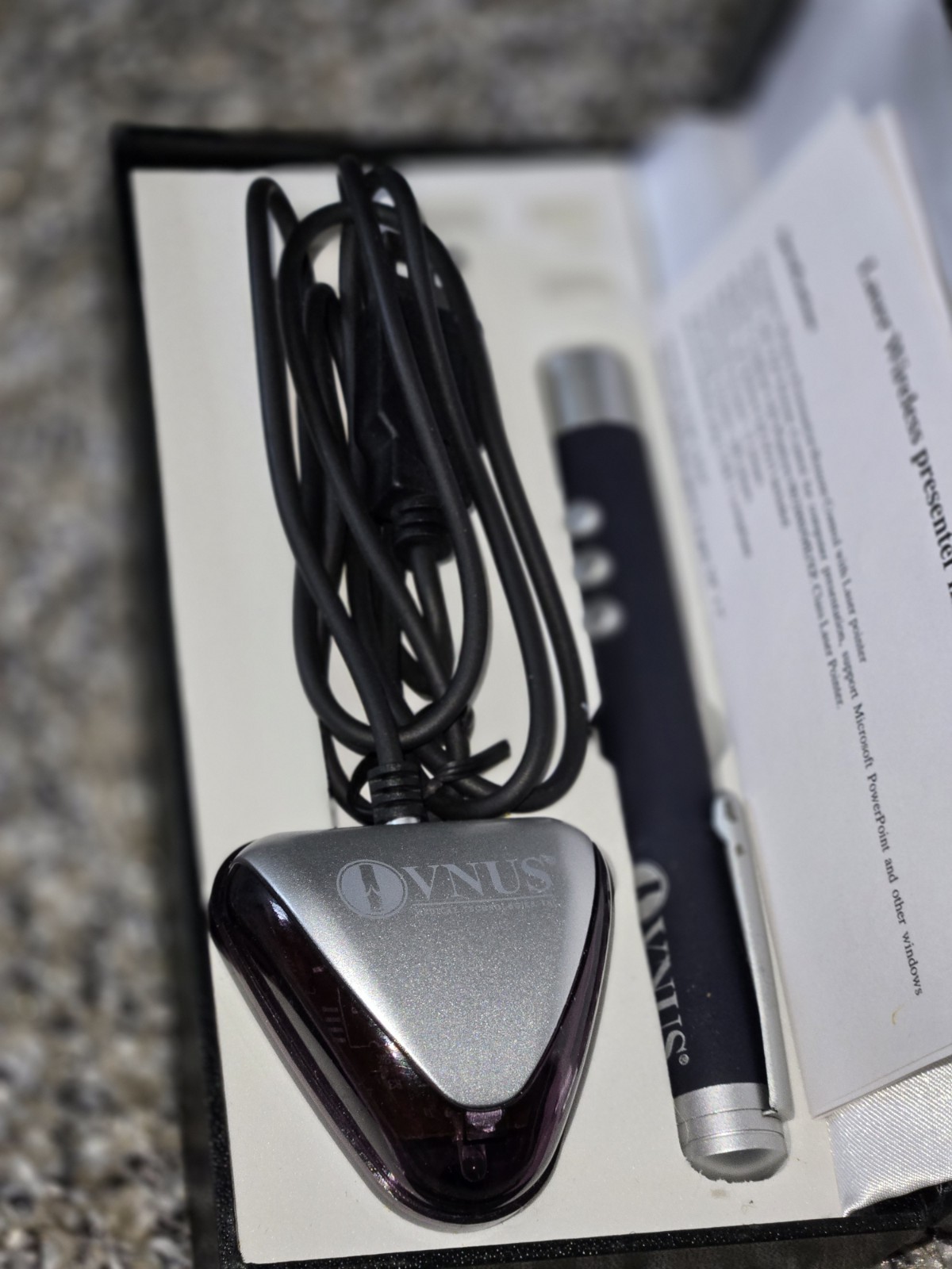 Used VNUS Wireless Laser USB Representation Remote Pointer In Case UNTESTED