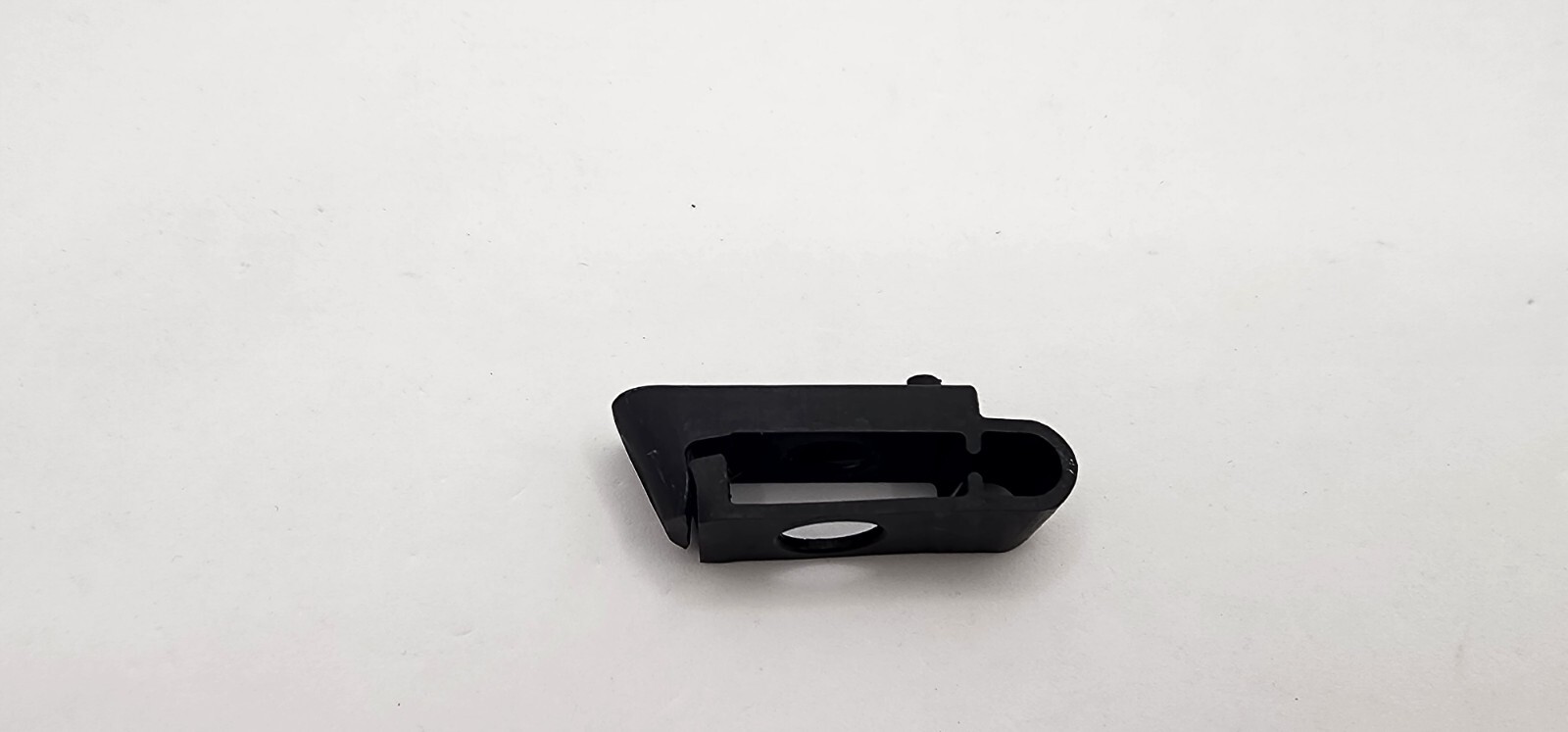 HTC VIVE Tracker Clip for Straps / Attachment / VR / Headset / Belts