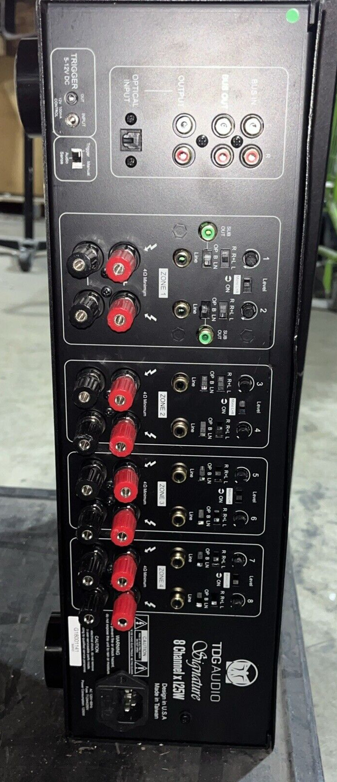 SA-8125 SIGNATURE 8-CHANNEL AMPLIFIER