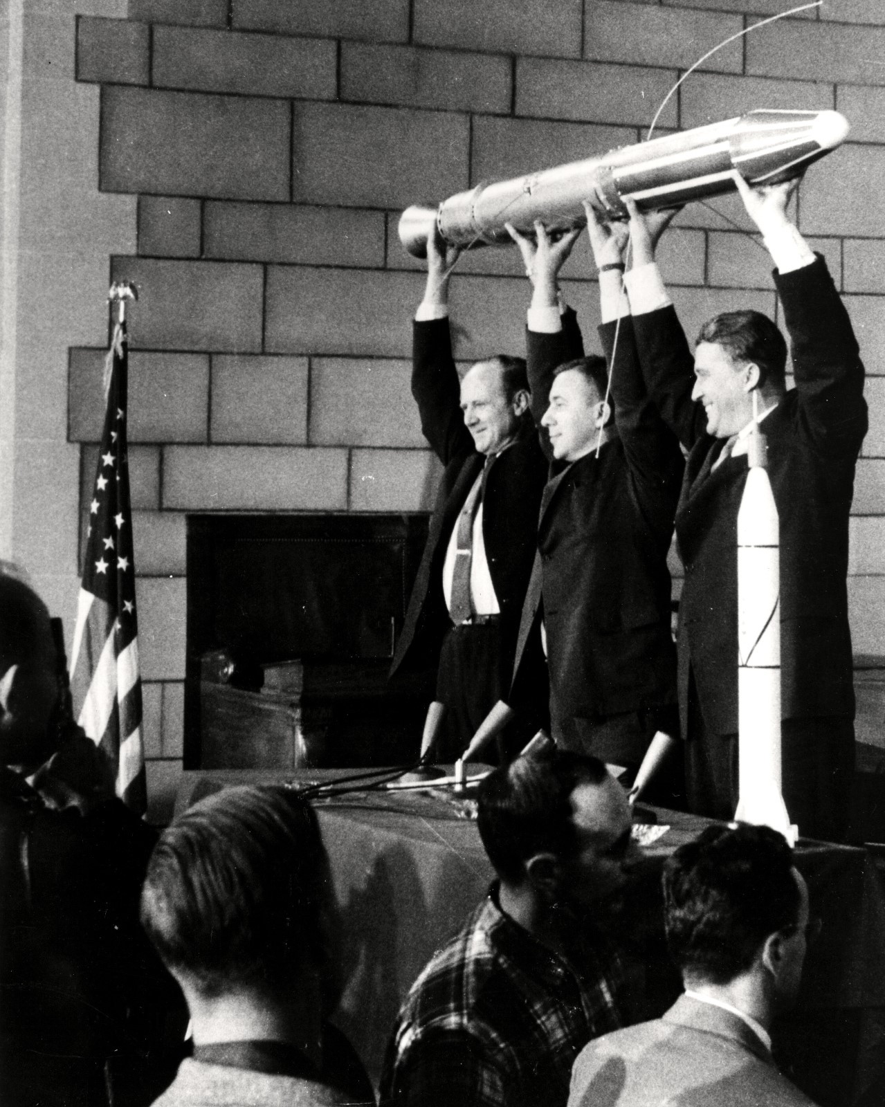 WERNHER VON BRAUN WILLIAM PICKERING JAMES VAN ALLEN EXPLORER 8X10 PHOTO (EP-073)