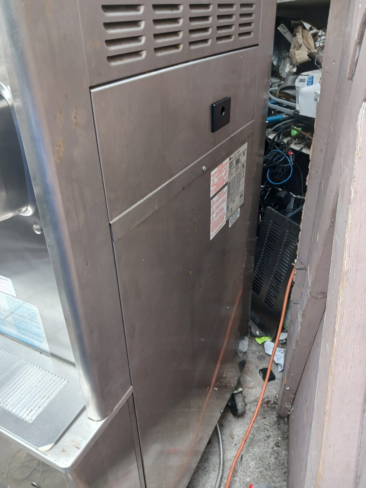 TAYLOR 336-33 2011 3PH WATER COOLED Ice CREAM YOGURT MACHINE