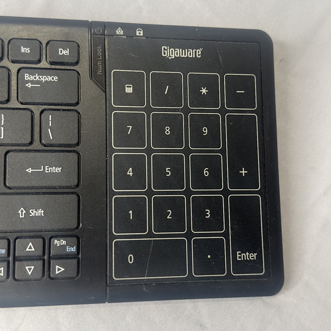 Gigaware Wireless Keyboard Ultra Compact Dongle Full Size Slim Black Numeric Pad