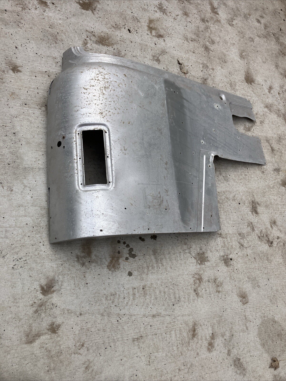 NOS International Cabover Front Grill Body Panel Cab Over 4070 4070A