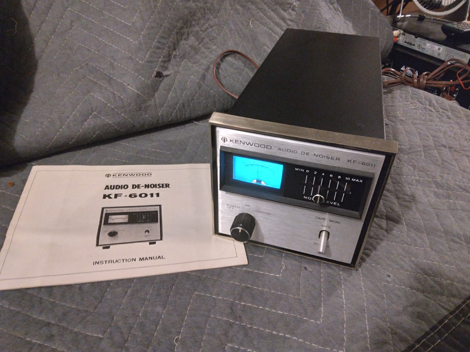 Vintage Kenwood KF-6011 Audio De-Noiser with Manual Tape Monitor, Noise Level NM
