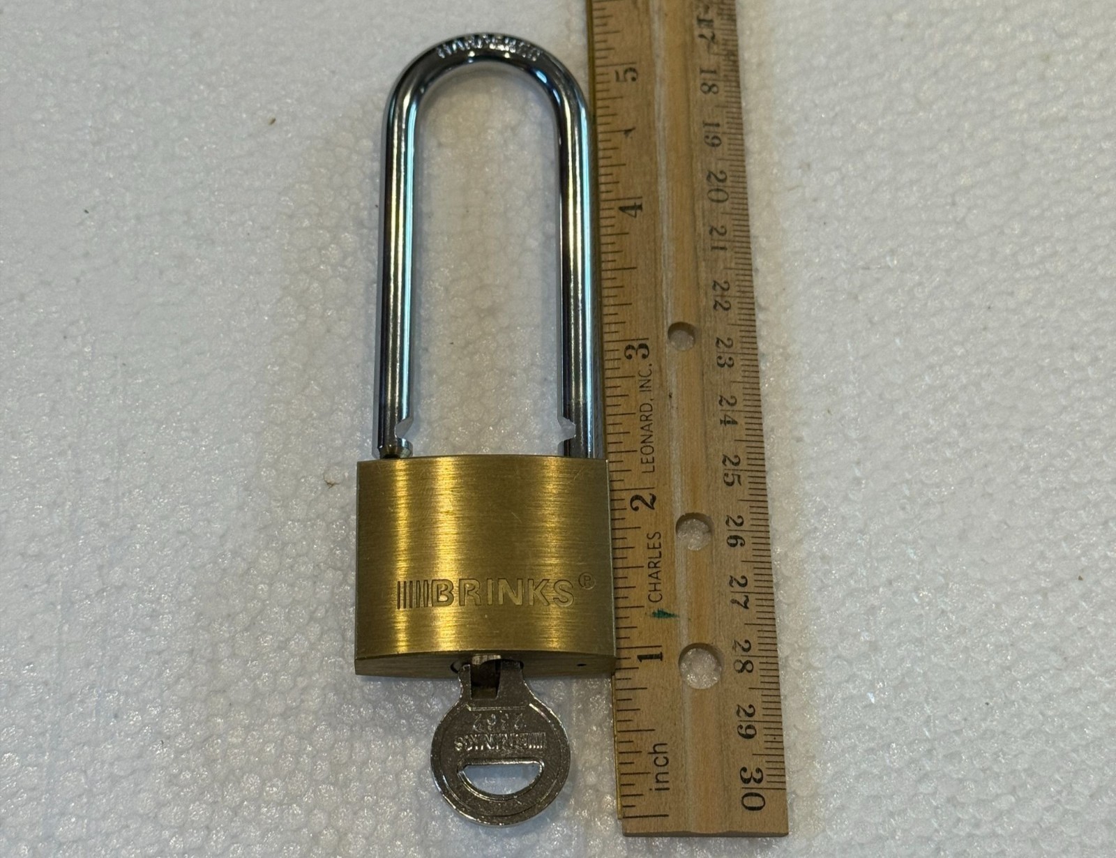 BRINKS 171-42401 40mm Solid Brass Padlock with 2-1/2" Shackle Keyed the Same