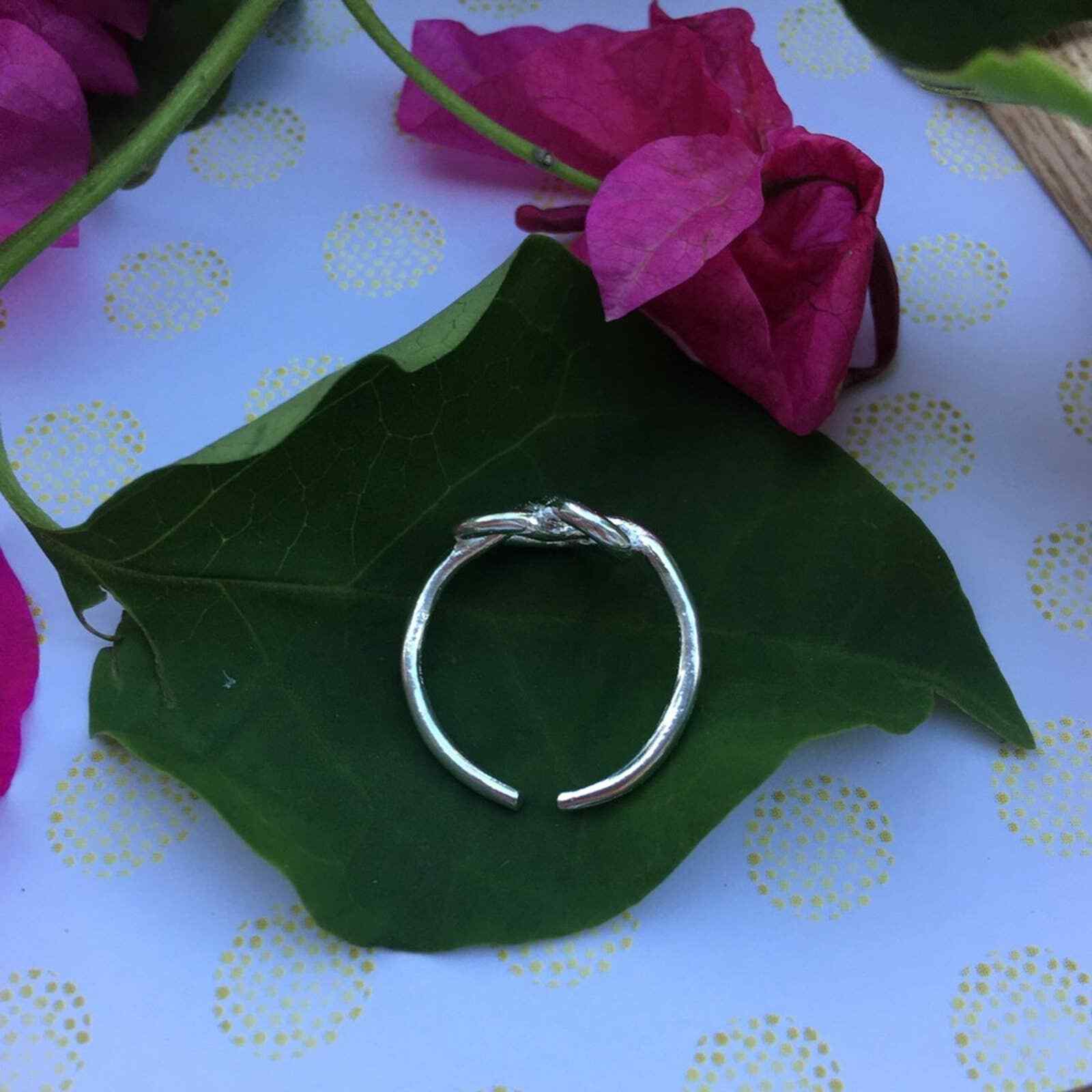 Sterling Silver Pretzel Heart Toe Ring