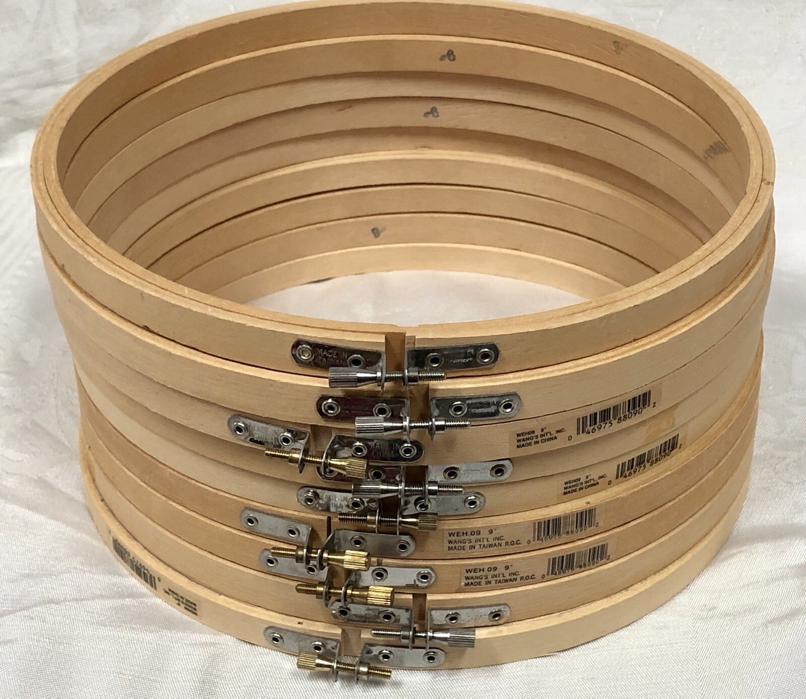 Lot Of 9 Vintage 9” Round Wooden Embroidery Needlework Cross-Stitch Hoops NEW