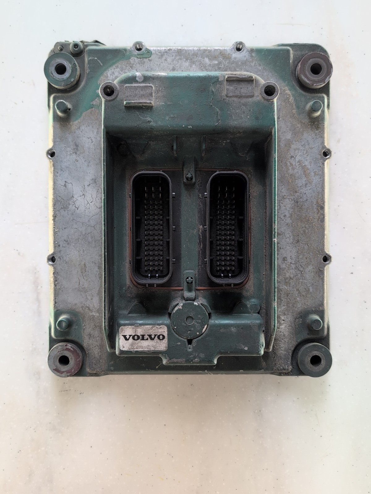Volvo D11 405HP VNL ECM ECU PCM Computer 21358126-P03 BC$