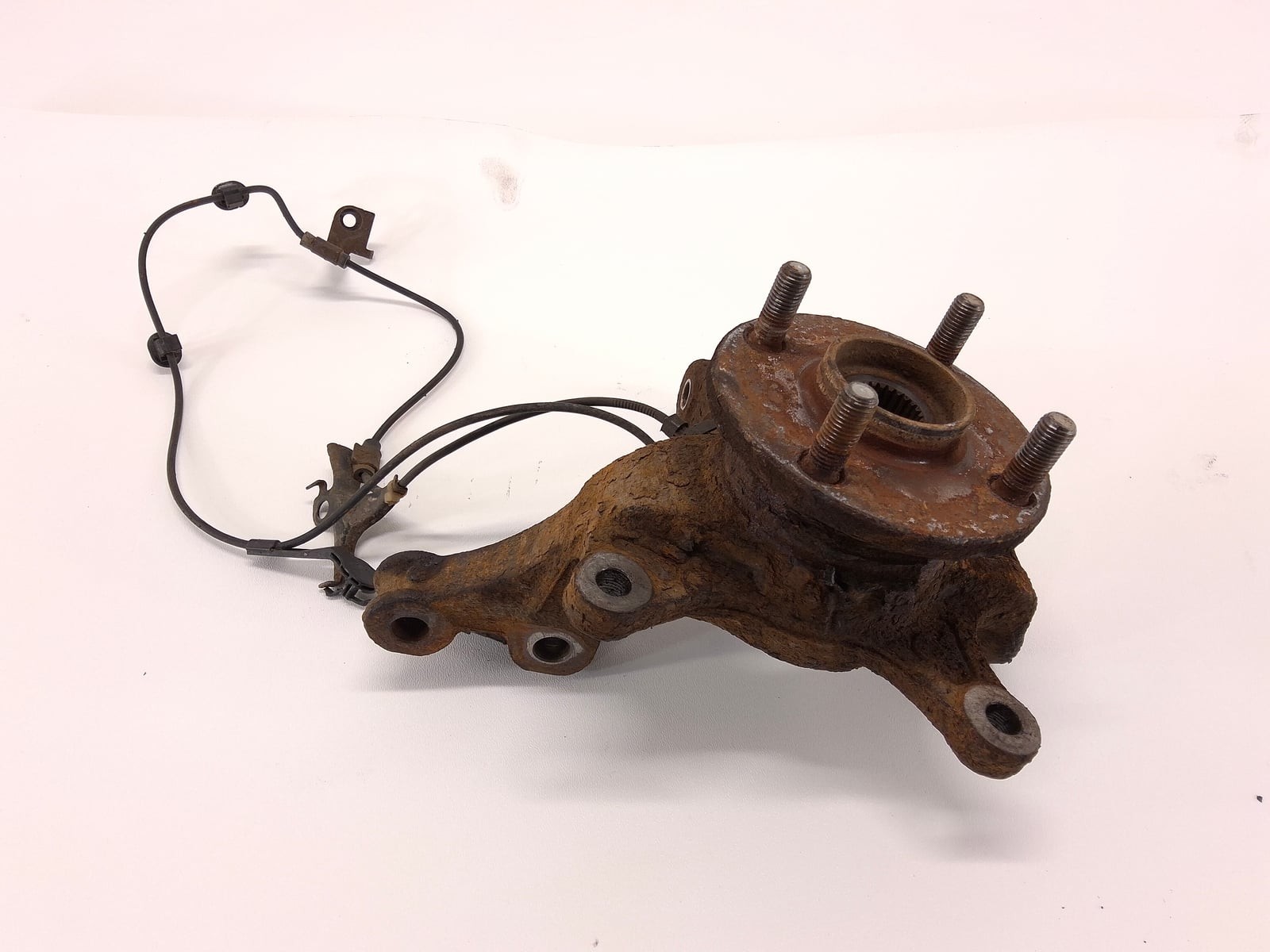 12-14 Toyota Prius C Front Left Driver Side Spindle Knuckle OEM
