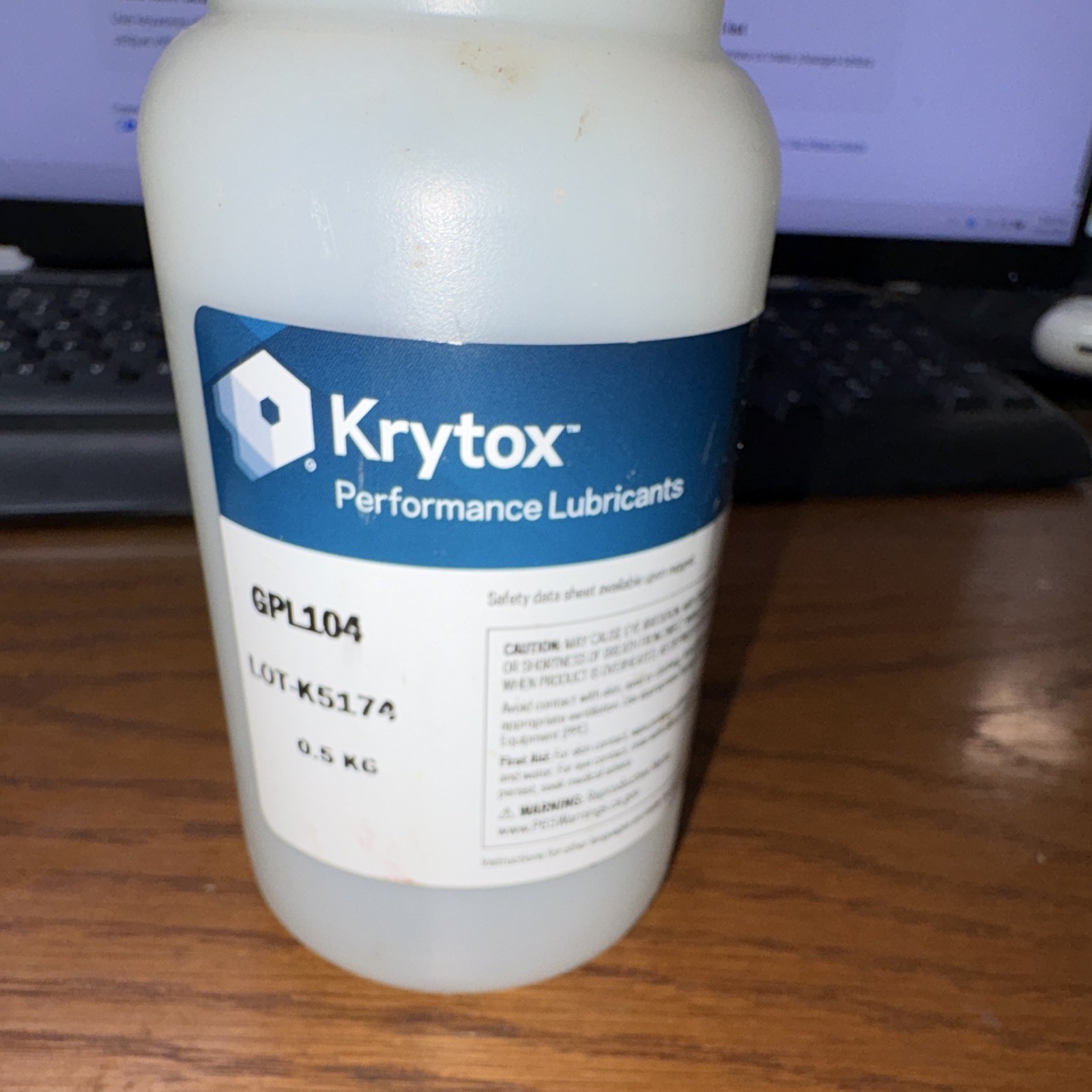 Krytox GPL104 Performance Lubricant 0.5 kg for Mechanical Laboratory Use