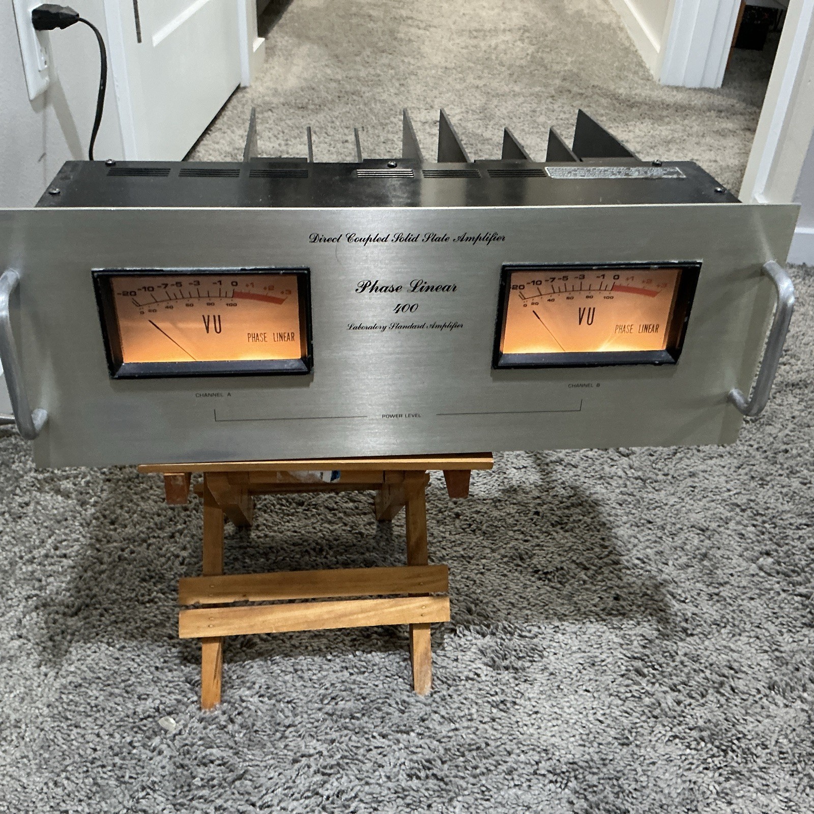 PHASE LINEAR 400   DIRECT COUPLED SOLID STATE AMPLIFIER