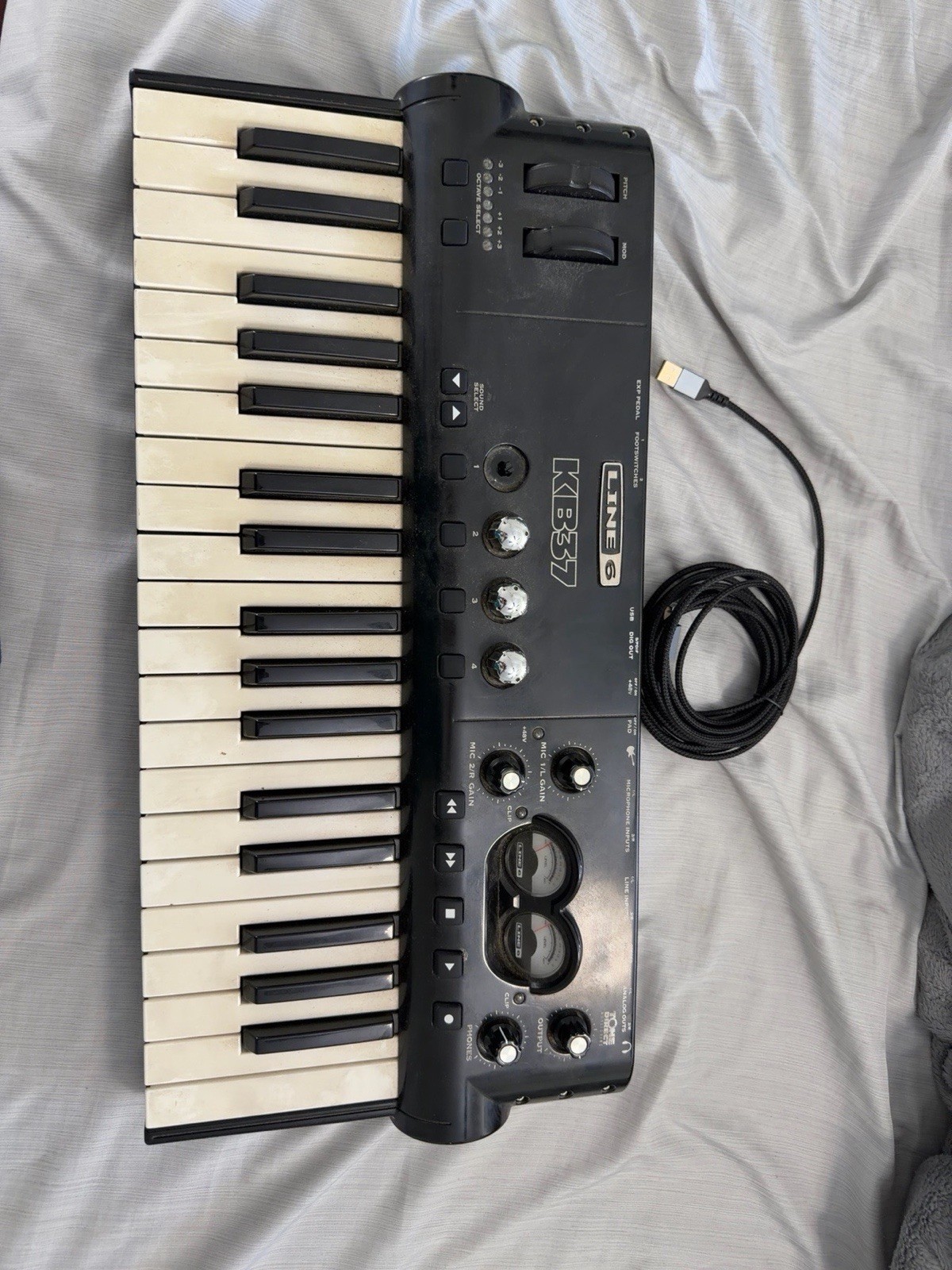 Line 6 KB37 USB MIDI Keyboard Controller Audio Interface 37-Key Tested