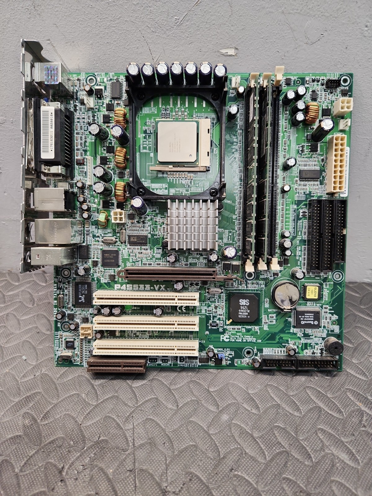 SONY MODEL: P4S533-VX MOTHEBOARD - VINTAGE -#N18-13