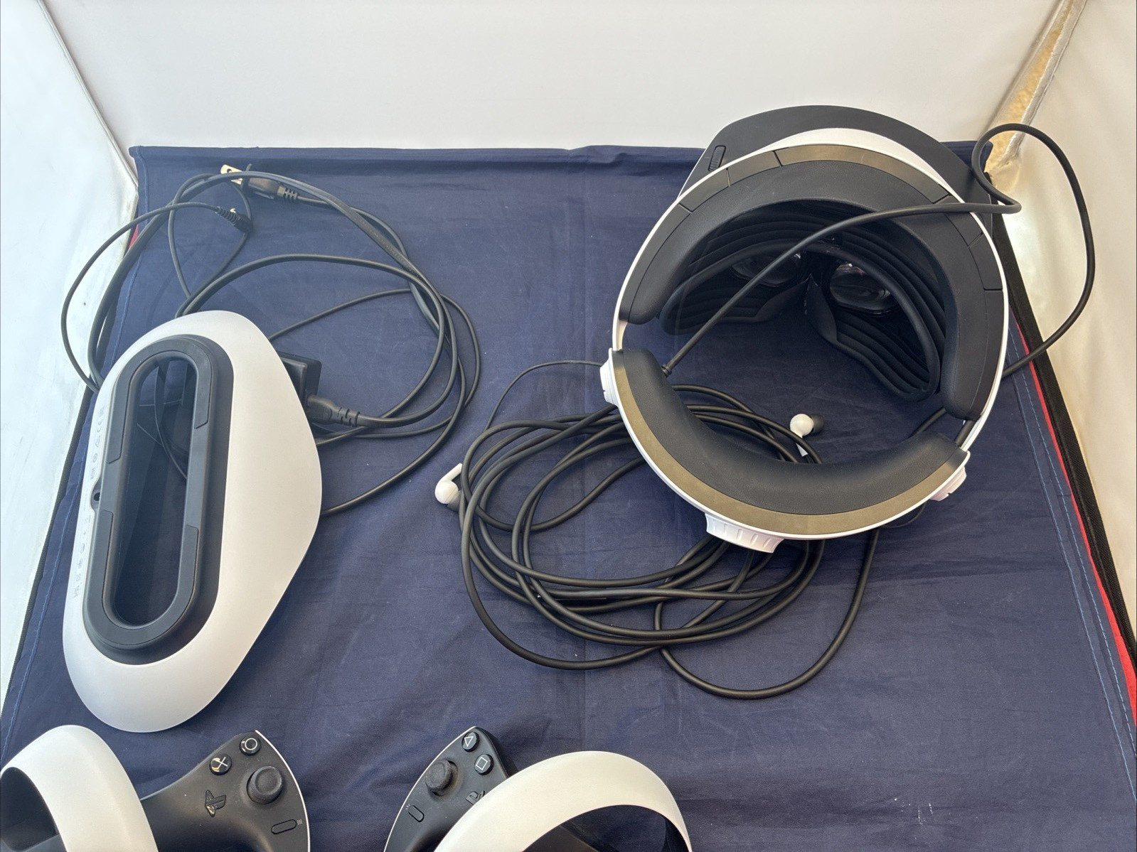 Sony PlayStation VR PSVR2 White CFI-ZVR1