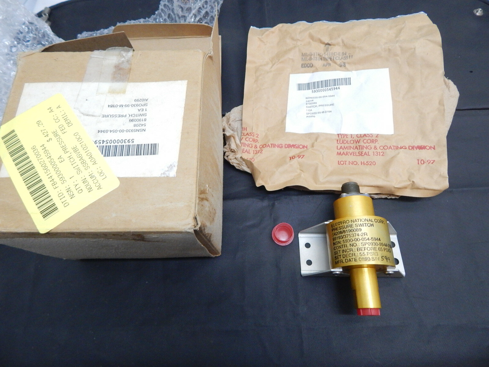 ELECTRO NATIONAL 54208/8190089 5930-00-054-5944 5930-00-054-5944 PRESSURE SWITCH