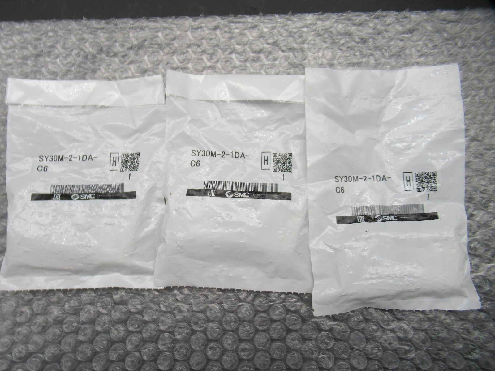 SMC SY30M-2-1DA-C6-NA Manifold Block Assembly - Lot of 3 (Free Shipping)