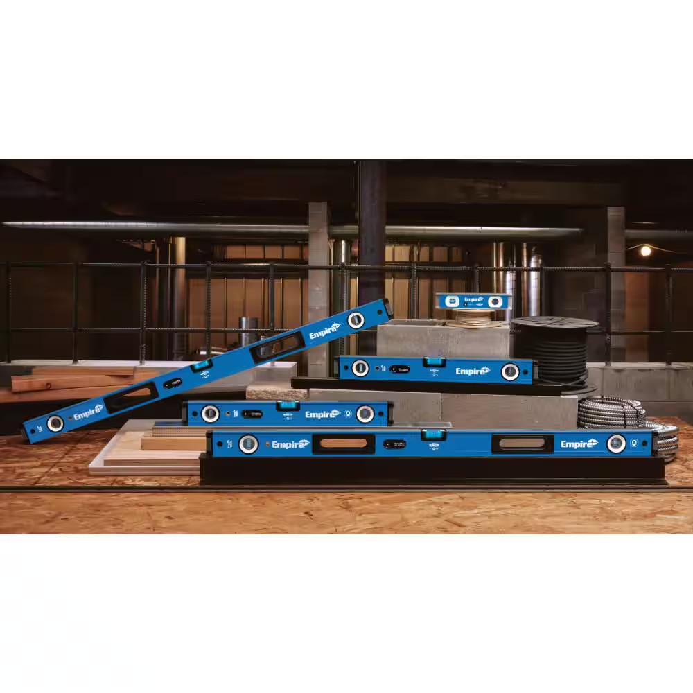 24 In. Magnetic Box Level